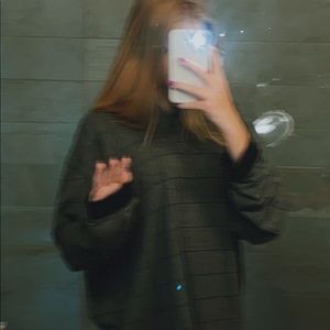 Meet your Posher, Myra